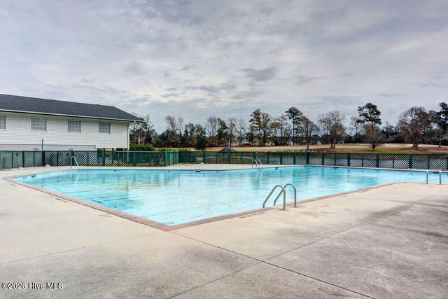 184 Olde Point Road, Hampstead, NC 28443