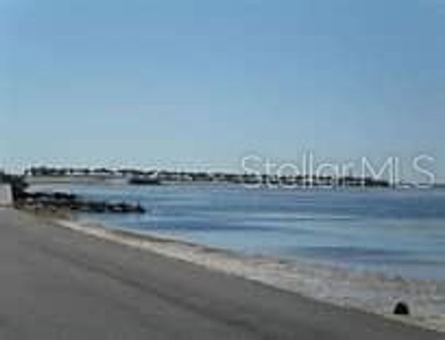 1716 GOLFVIEW DRIVE 1716, Tarpon Springs, FL 34689