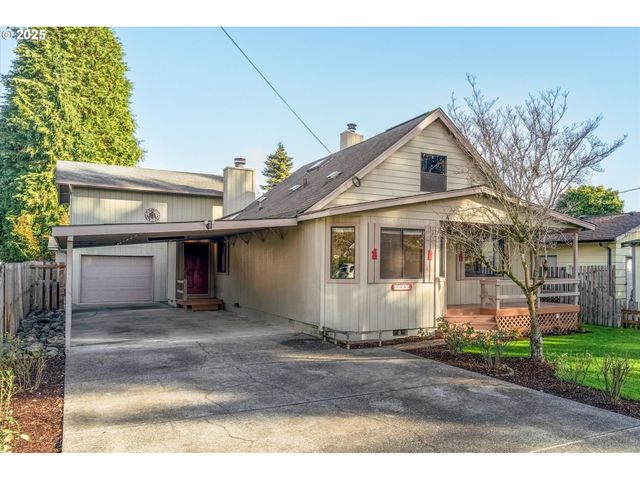 3004 OAK St, Longview, WA 98632