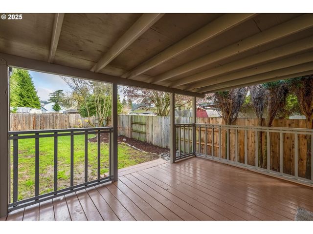 3004 OAK St, Longview, WA 98632