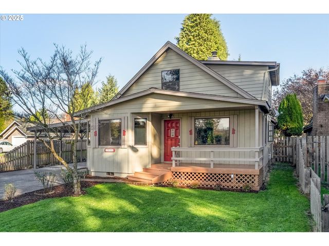 3004 OAK St, Longview, WA 98632
