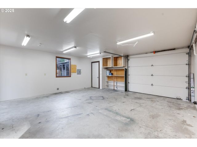 3004 OAK St, Longview, WA 98632