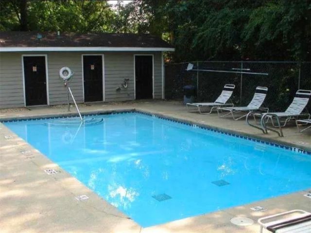 125 Sterling Court, Alpharetta, GA 30004