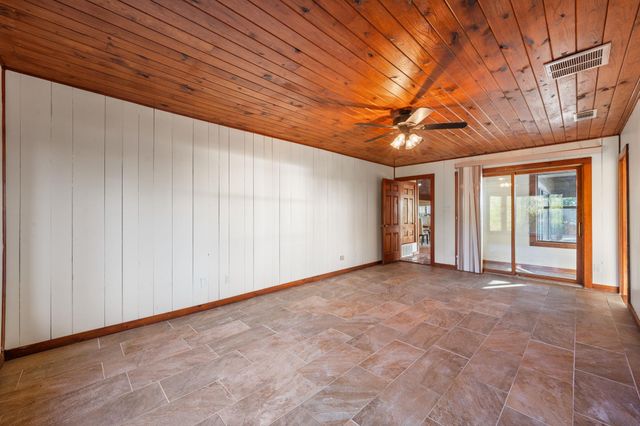 21106 Lakeshore DR, Lago Vista, TX 78645