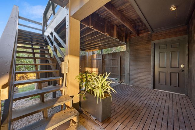 21106 Lakeshore DR, Lago Vista, TX 78645