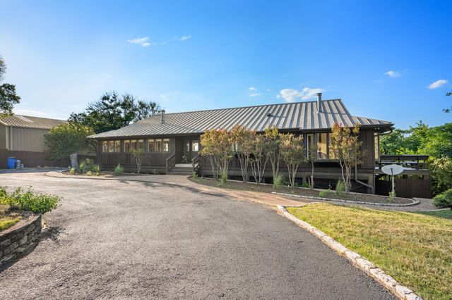 21106 Lakeshore DR, Lago Vista, TX 78645