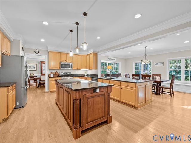 5431 Lemoore Dr, Glen Allen, VA 23059