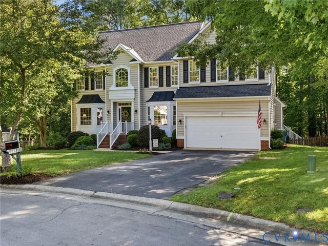 5431 Lemoore Dr, Glen Allen, VA 23059