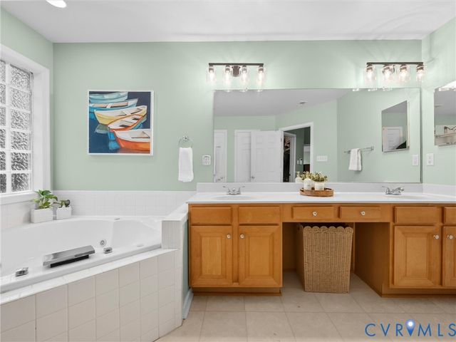 5431 Lemoore Dr, Glen Allen, VA 23059