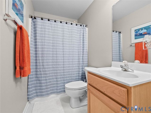 5431 Lemoore Dr, Glen Allen, VA 23059