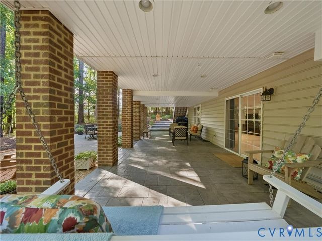 5431 Lemoore Dr, Glen Allen, VA 23059