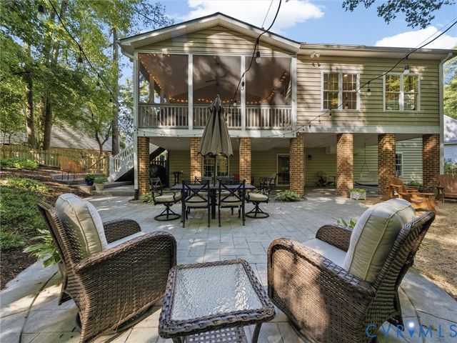 5431 Lemoore Dr, Glen Allen, VA 23059
