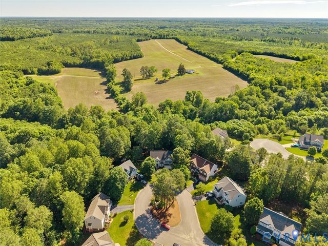 5431 Lemoore Dr, Glen Allen, VA 23059