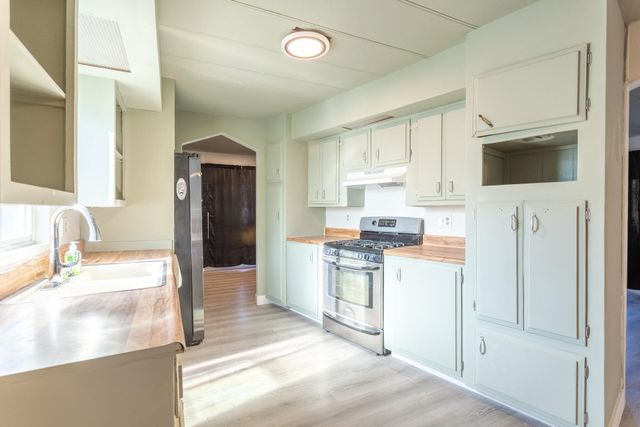 11037 Erickson Way, 76, Redding, CA 96003