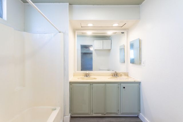 11037 Erickson Way, 76, Redding, CA 96003