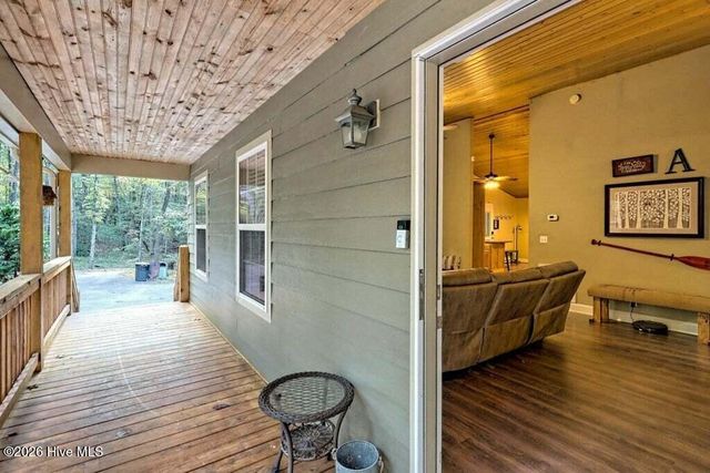 55 Rolling Oaks Road, Murphy, NC 28906