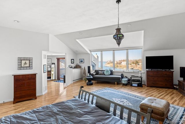 6 Lady Janes Way, Northport, NY 11768