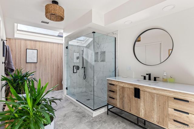 6 Lady Janes Way, Northport, NY 11768