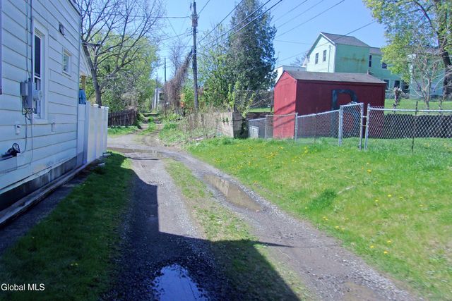 1337 2nd Avenue, Watervliet, NY 12189