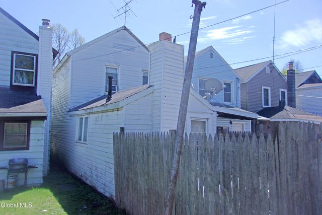 1337 2nd Avenue, Watervliet, NY 12189