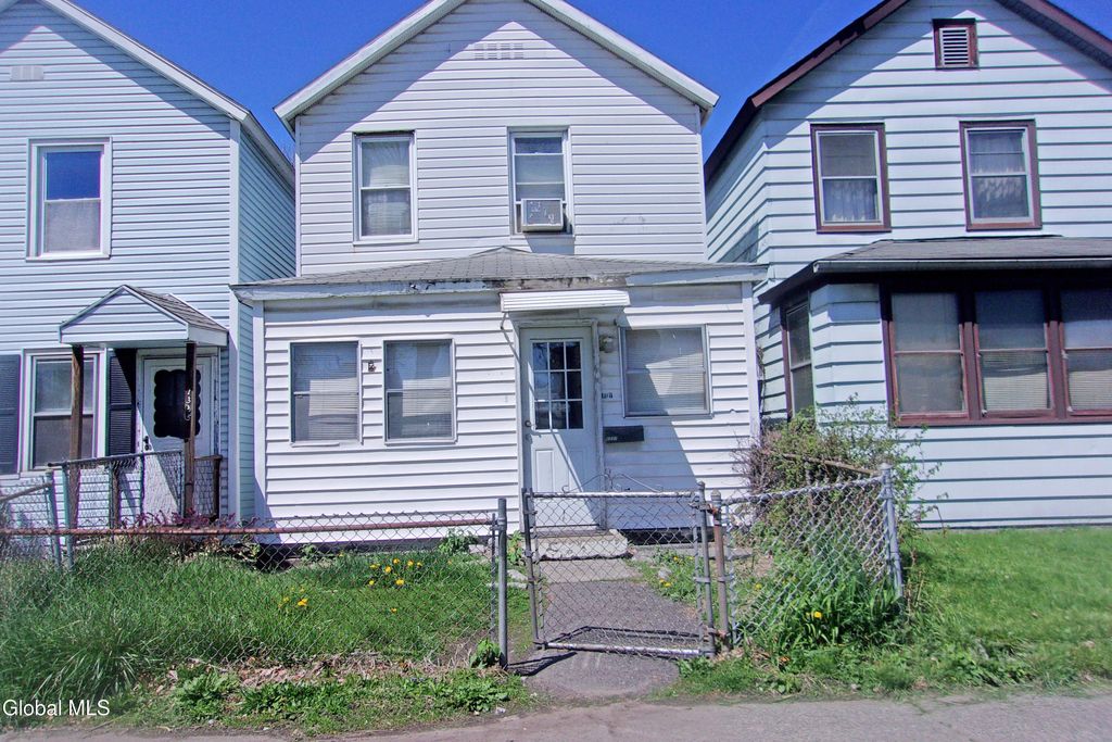 1337 2nd Avenue, Watervliet, NY 12189