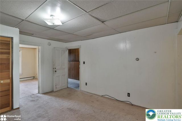 560 Hillside Avenue, Bethlehem City, PA 18015