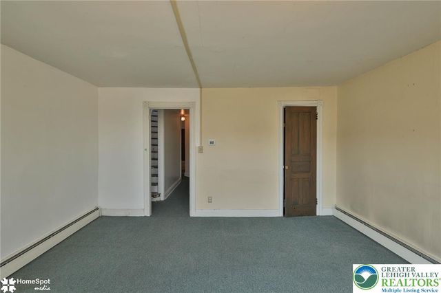 560 Hillside Avenue, Bethlehem City, PA 18015