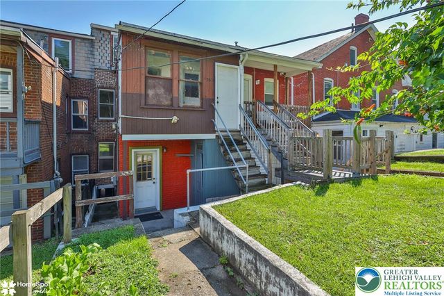 560 Hillside Avenue, Bethlehem City, PA 18015