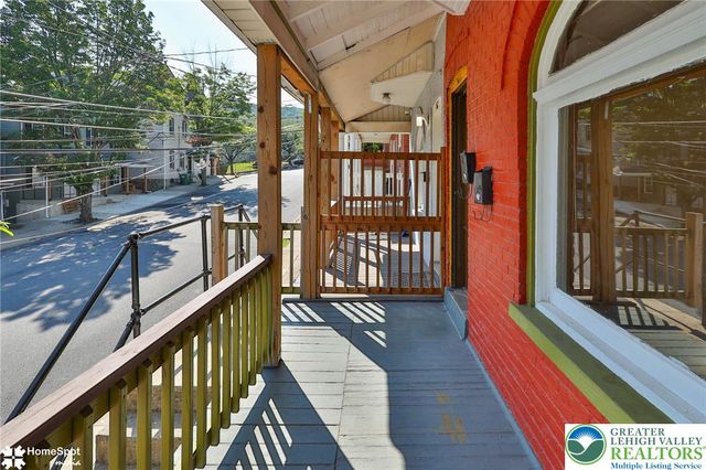 560 Hillside Avenue, Bethlehem City, PA 18015