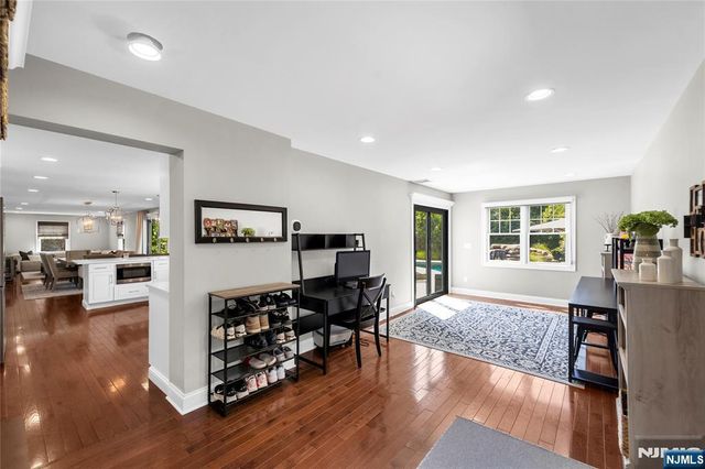 11 Amelia Drive, Old Tappan, NJ 07675