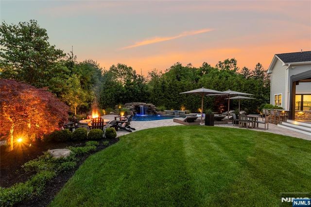 11 Amelia Drive, Old Tappan, NJ 07675