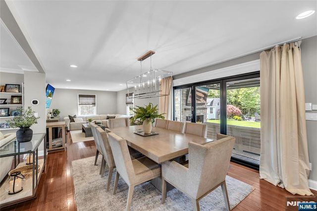 11 Amelia Drive, Old Tappan, NJ 07675