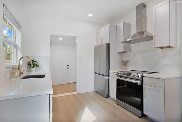 1205 HIGHLAND STREET S, St Petersburg, FL 33701