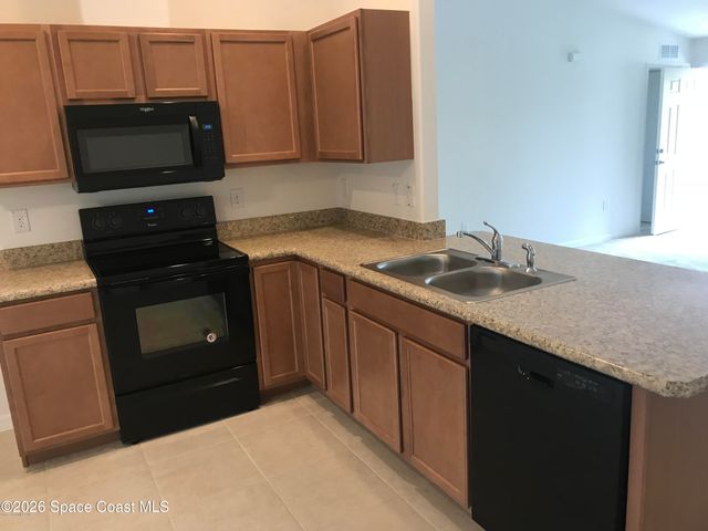 1671 Welland Street SE, Palm Bay, FL 32909