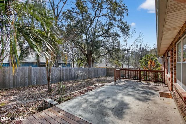 883 Alawai Avenue, Diamondhead, MS 39525