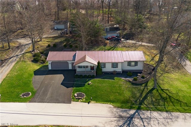 616 N James Street, East Palestine, OH 44413