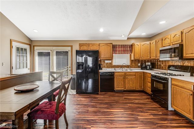 616 N James Street, East Palestine, OH 44413