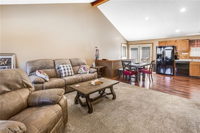 616 N James Street, East Palestine, OH 44413