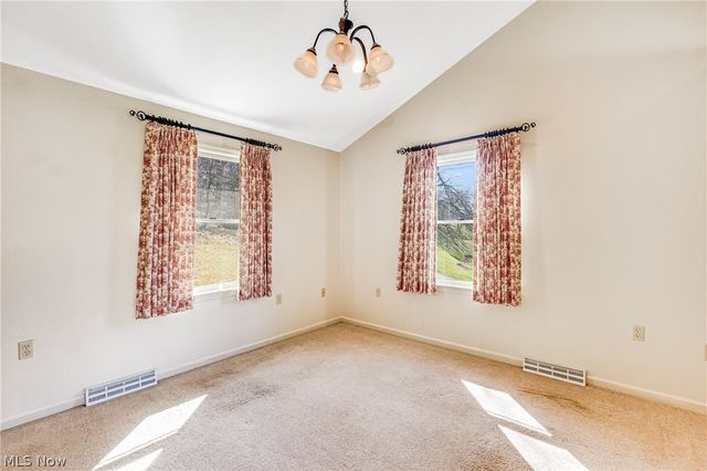 616 N James Street, East Palestine, OH 44413