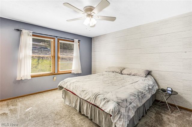 616 N James Street, East Palestine, OH 44413