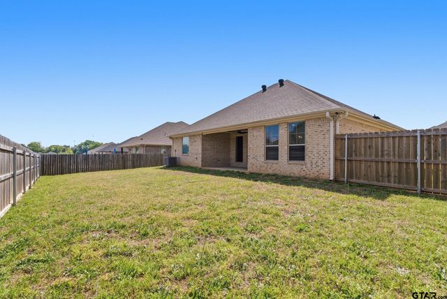 109 Hay Meadow Dr, Winona, TX 75792