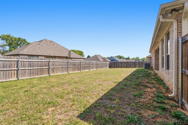 109 Hay Meadow Dr, Winona, TX 75792