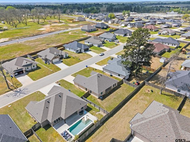 109 Hay Meadow Dr, Winona, TX 75792