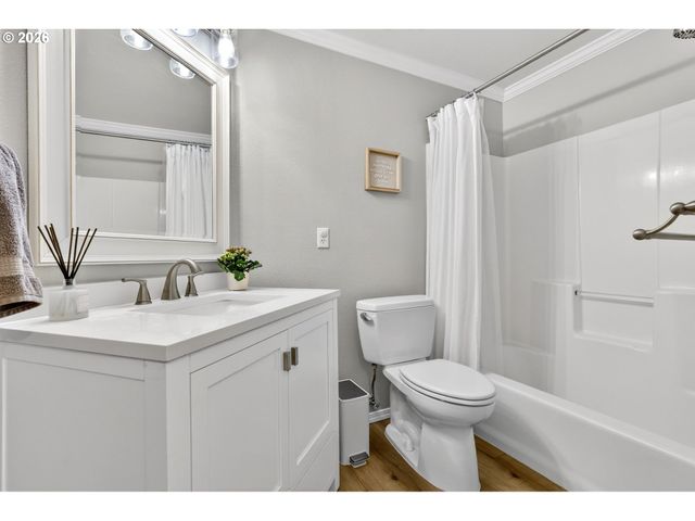 5883 WESTLAKE Loop, Keizer, OR 97303