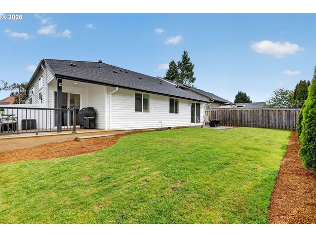5883 WESTLAKE Loop, Keizer, OR 97303