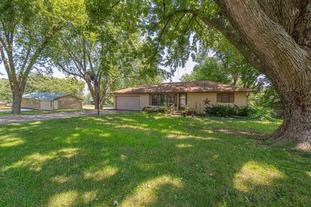 2610 22nd Avenue SE, Rochester, MN 55904