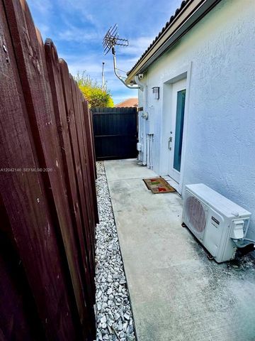 14234 SW 163rd Terrace 2, Miami, FL 33177