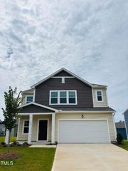 211 Bedstone Way, Clayton, NC 27520