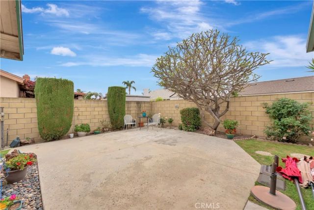 10685 Lynn Circle, Cypress, CA 90630