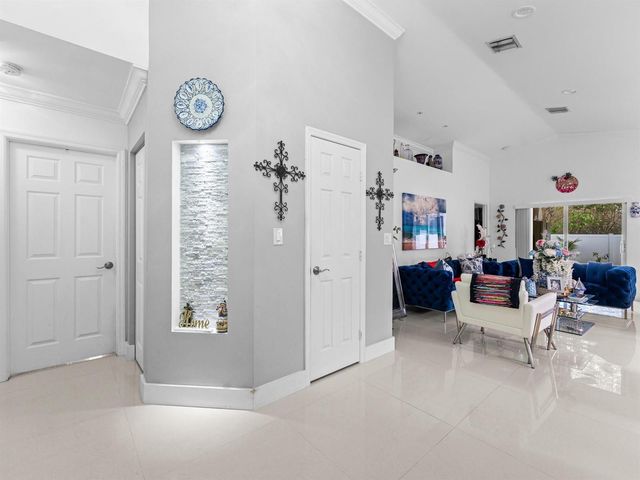 181 SW 203rd Avenue, Pembroke Pines, FL 33029